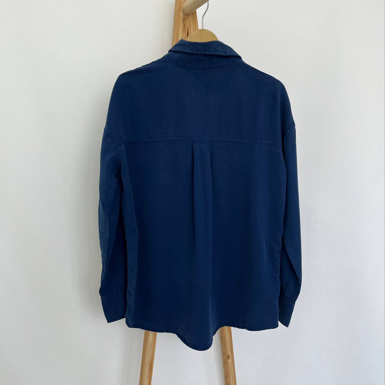 شومیز کتان سیلک آبی نفتی - Image 4